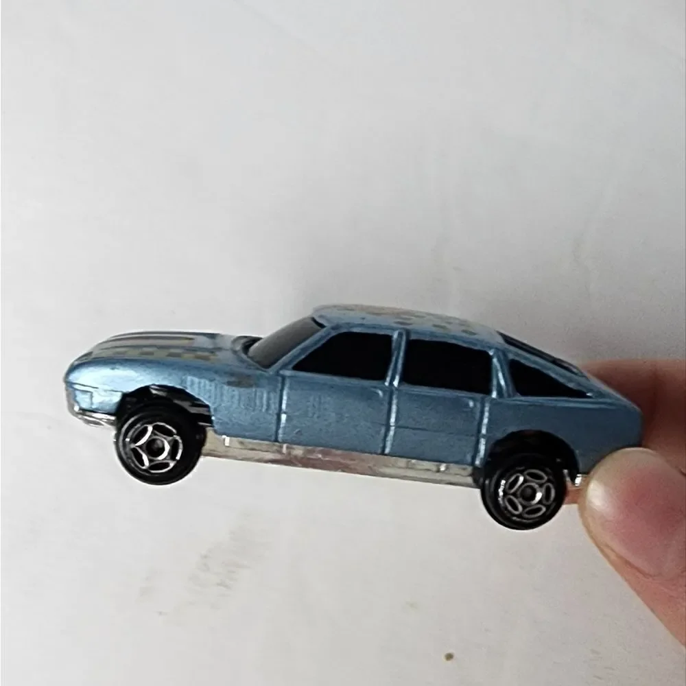Unbranded Blue Checked Flag #1 Die Cast Fast Race Toyota Toy Car